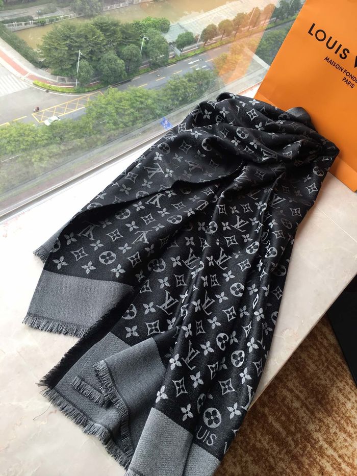 Louis Vuitton Scarf LV00082